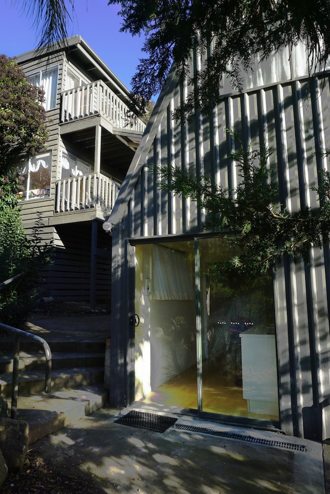 Moon House - Property Image 5