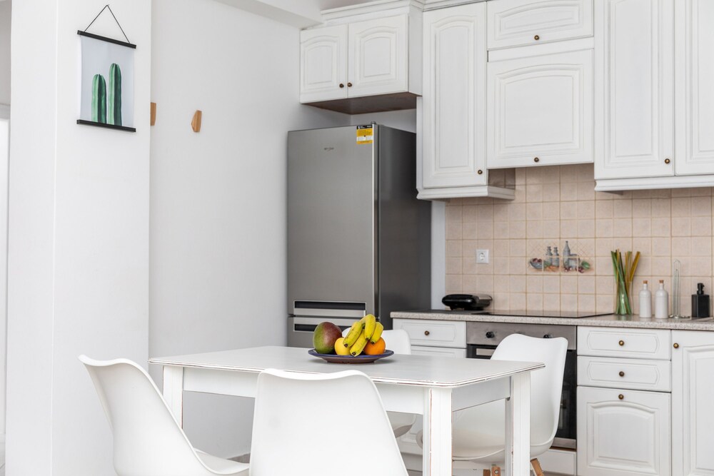 Manouk s - Two Bedroom Apartment