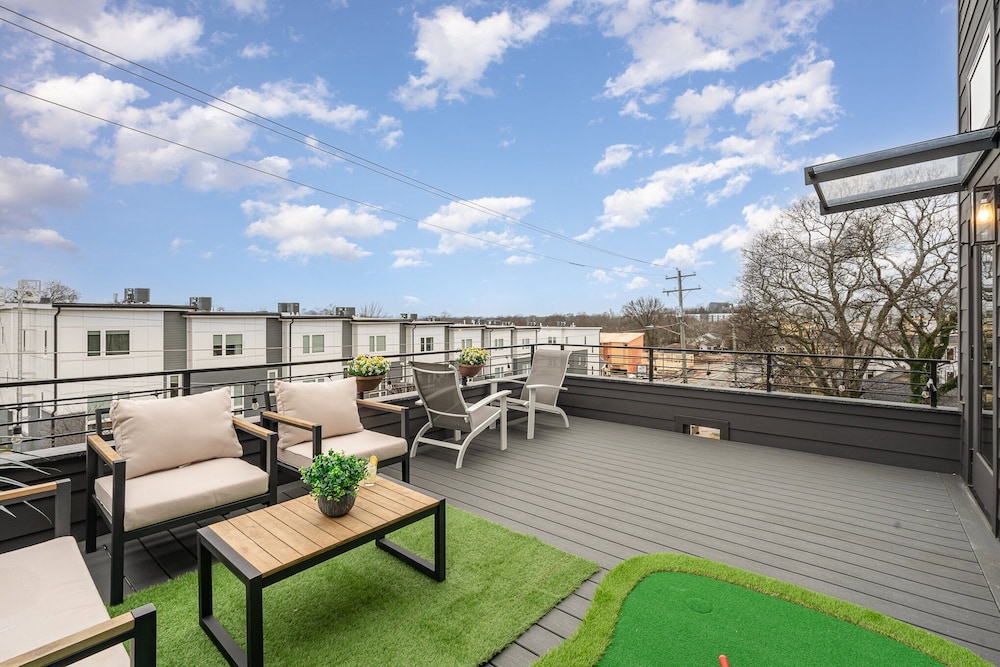Trinity Beats-private Rooftop Deck-east Nashville