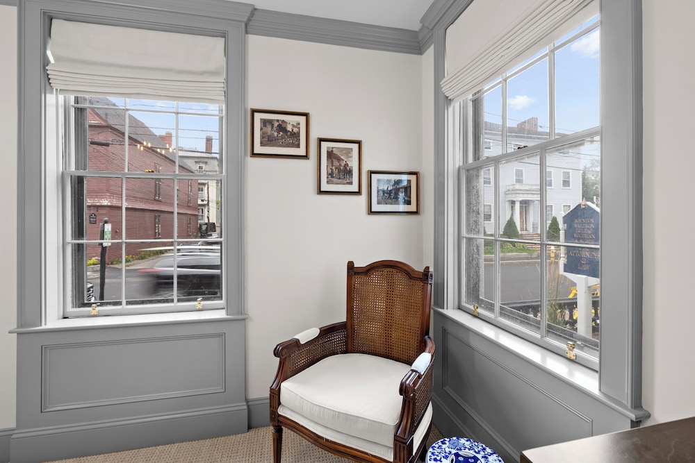 Portsmouth Vacations - The Davenport Inn - Property Image 14