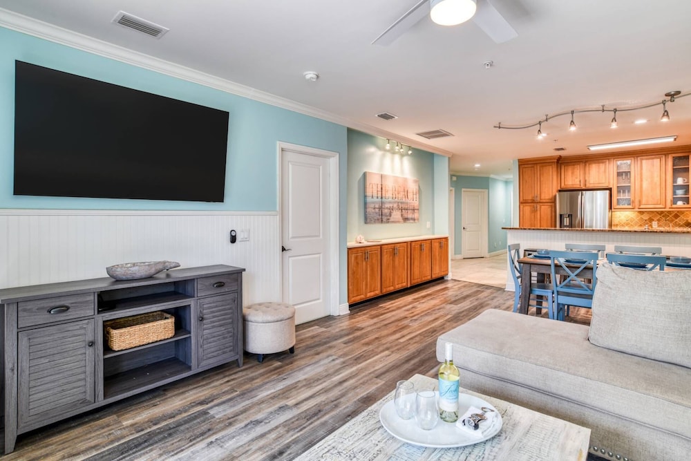 Ocean Reef #102