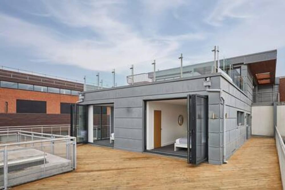 Host Stay The Knight Street Penthouse I