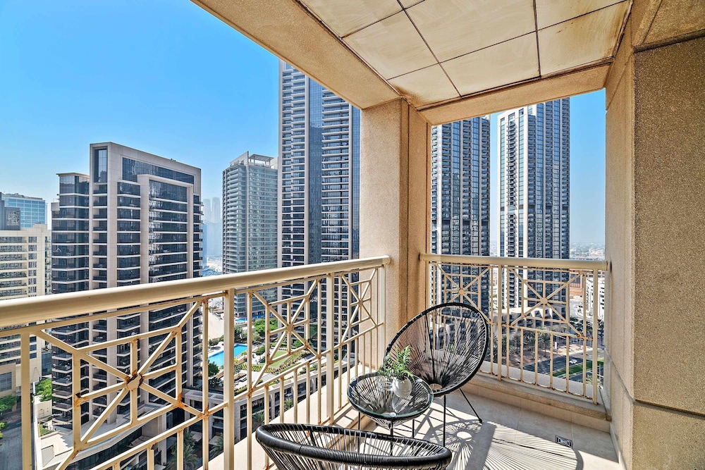 Silkhaus Near Burj Khalifa Modern High Floor