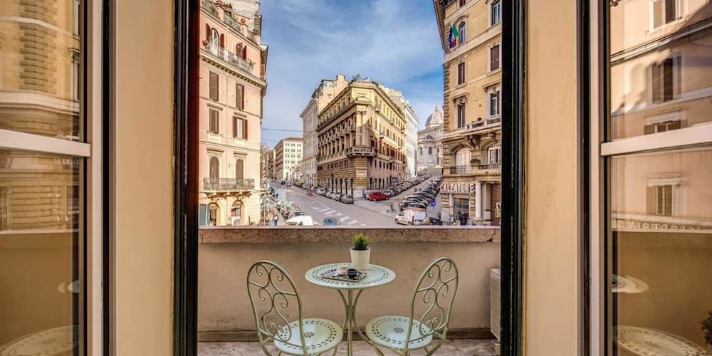 Cavour Colosseum with Balcony