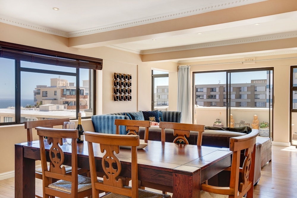 Kingsgate Penthouse 54 view 2