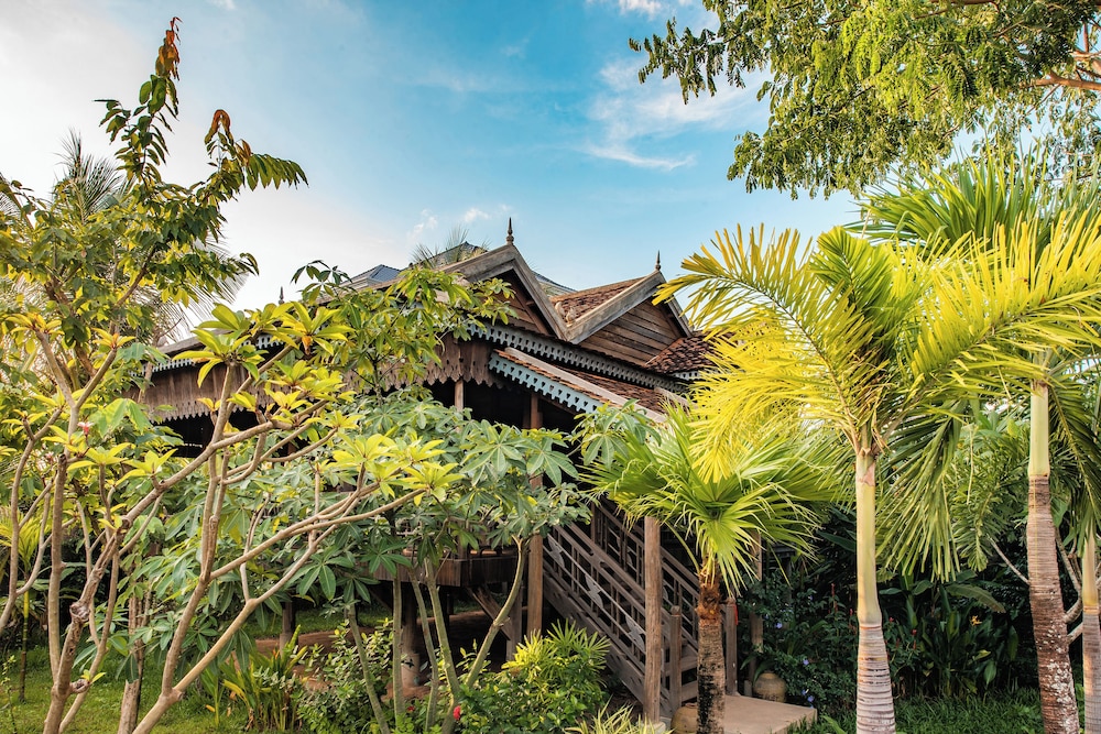 PHUM KHMER LODGE