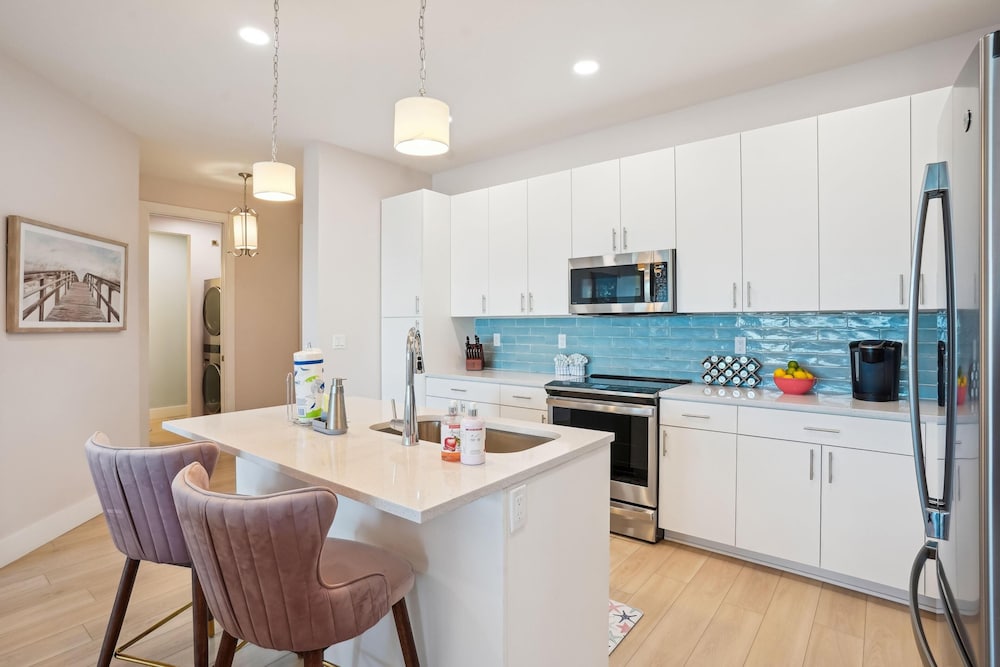 The Harbor Condo 503 - Premier