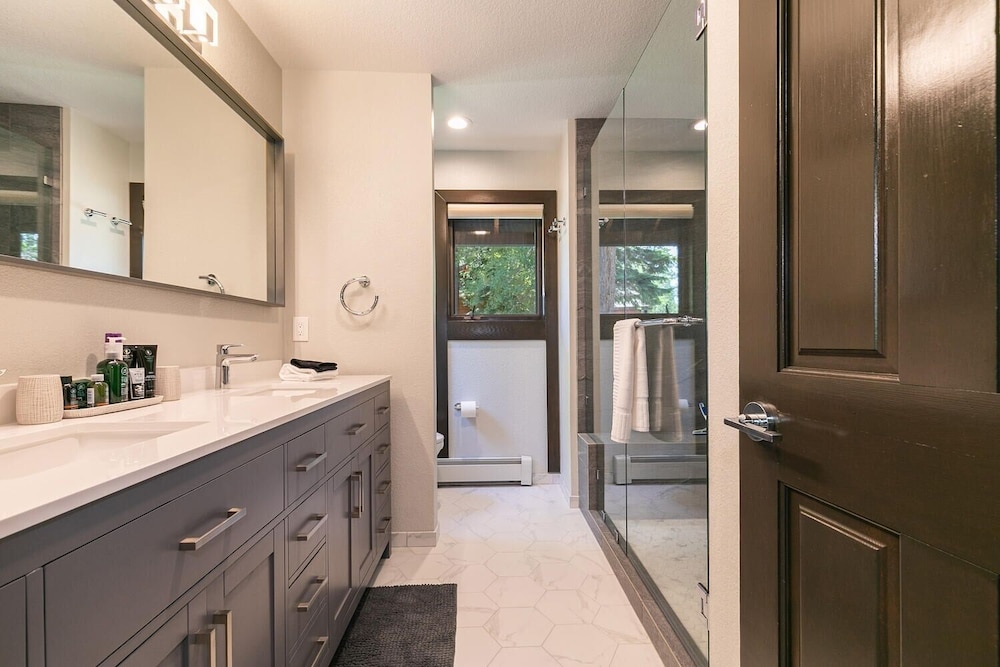 Serenity In Incline Village 3 Bedroom Townhouse