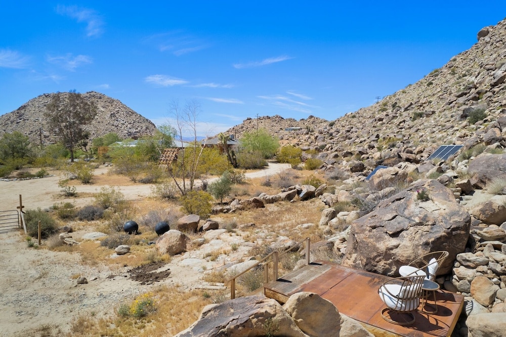 Moonbeam Mountain - Stylish Home W/private Boulders + Hot Tub! 4 Bedroom Home by RedAwning view 4