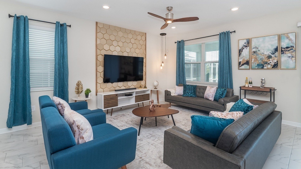 Championsgate Resort 8 Bedroom Home with Game Room+Pool 8 Home