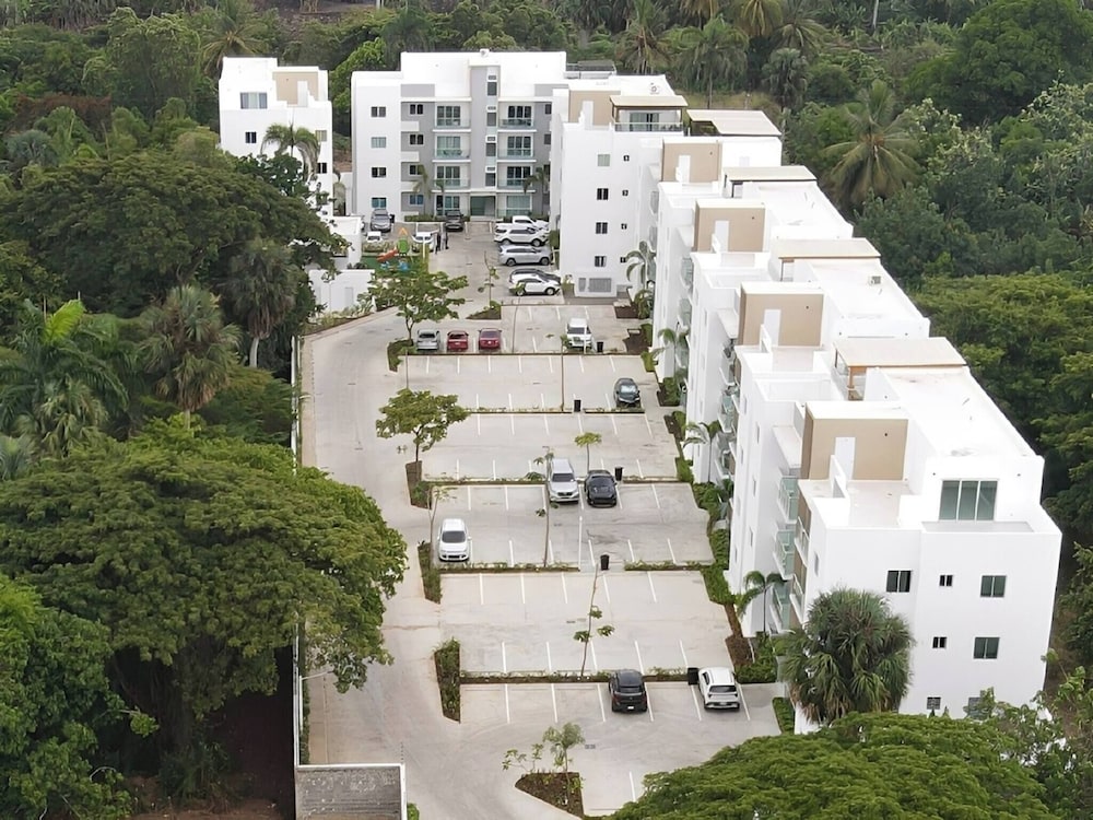 Modern Penthouse Albarobello Residences