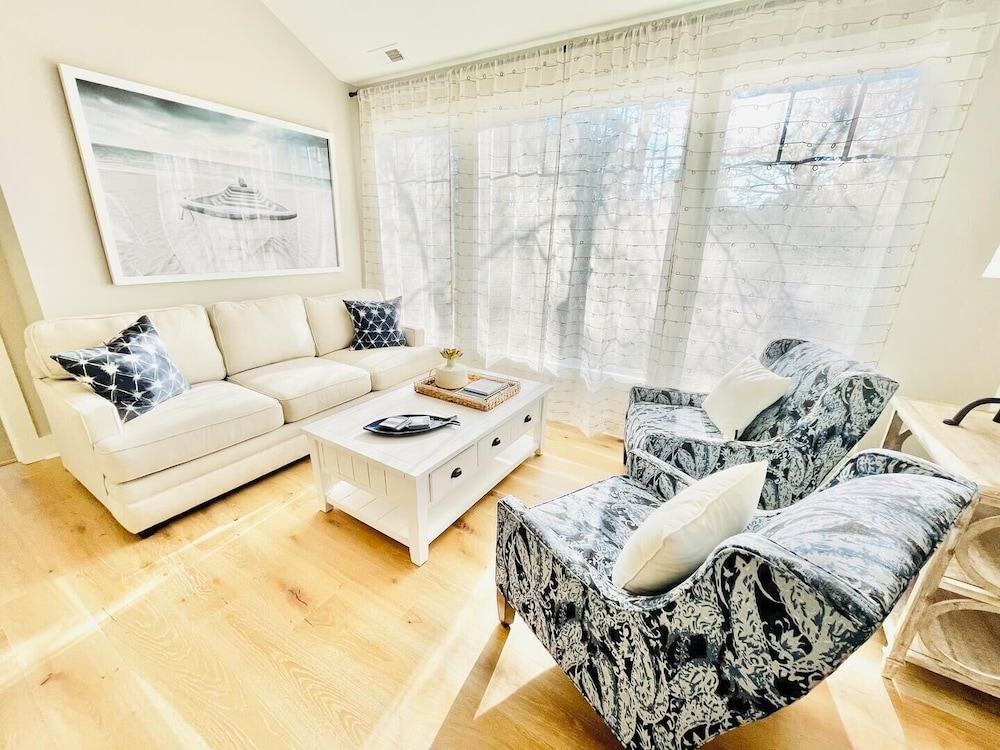Columbia Avenue 48