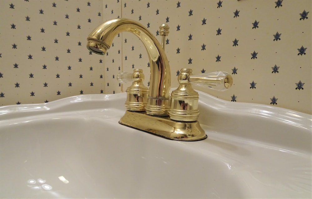 Grand Colonial B&B
