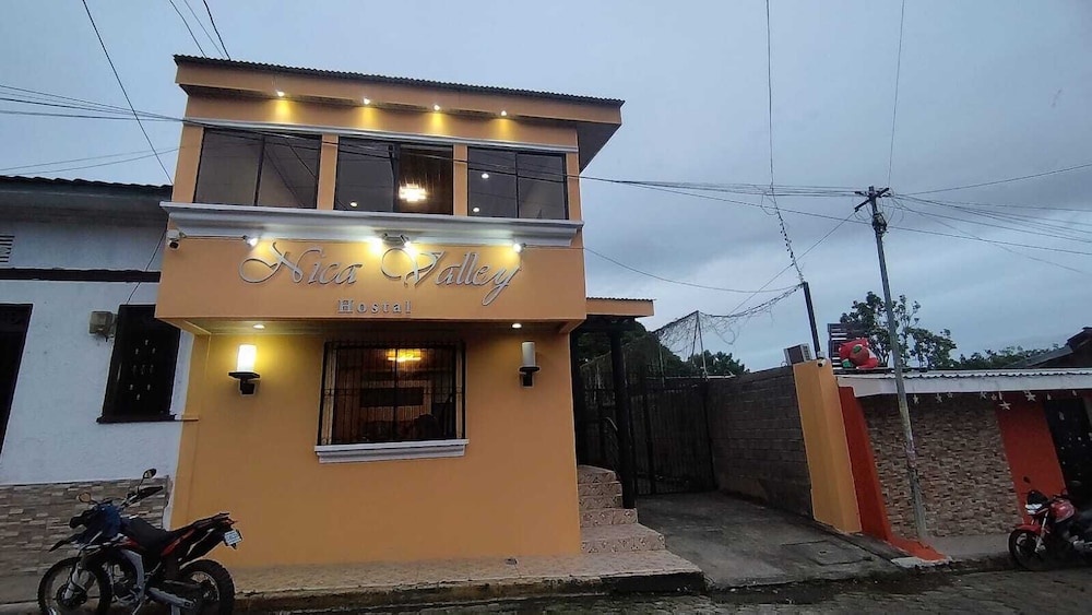 Hotel Nica Valley