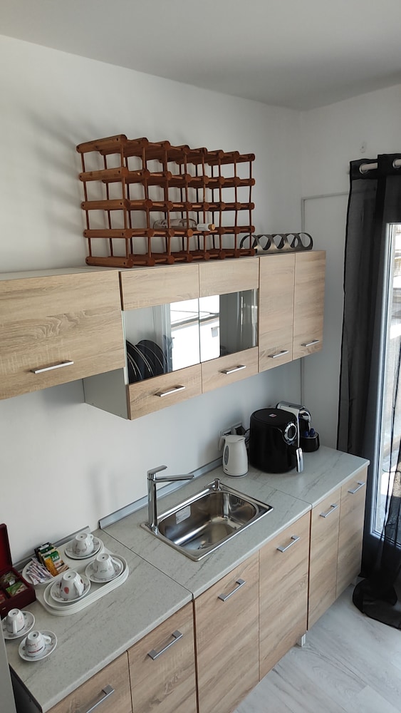 Anchor Suites