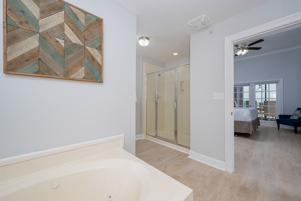 The Oasis 3105 Formerly Phoenix West Ii 3105 3 Bedroom Condo
