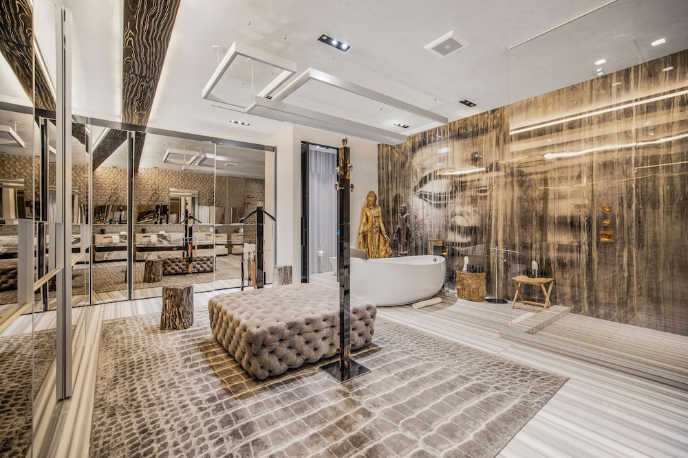 Villa Kaleida - Sleek Modern Sunset Villa With Eclectic Style & Infinity Pool