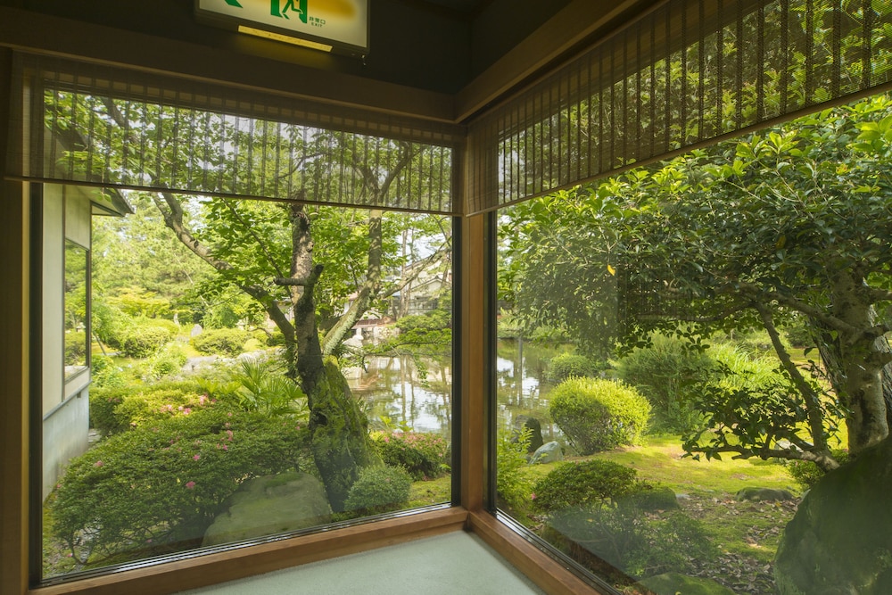 Ikuji Onsen TANAKAYA