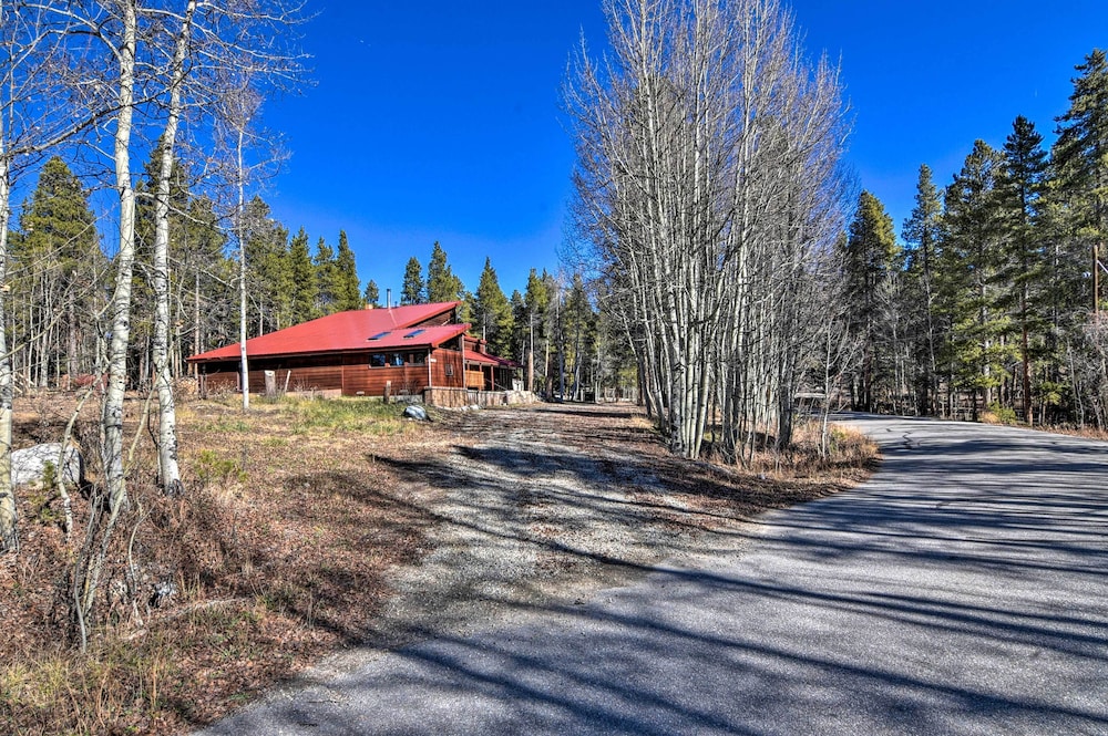 Charming Leadville Retreat w/ Private Hot Tub view 5