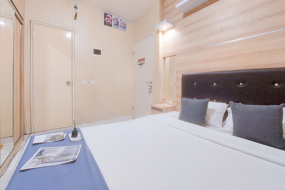 Cozy And Simply Look Studio (No Kitchen) Apartment Aeropolis Residence