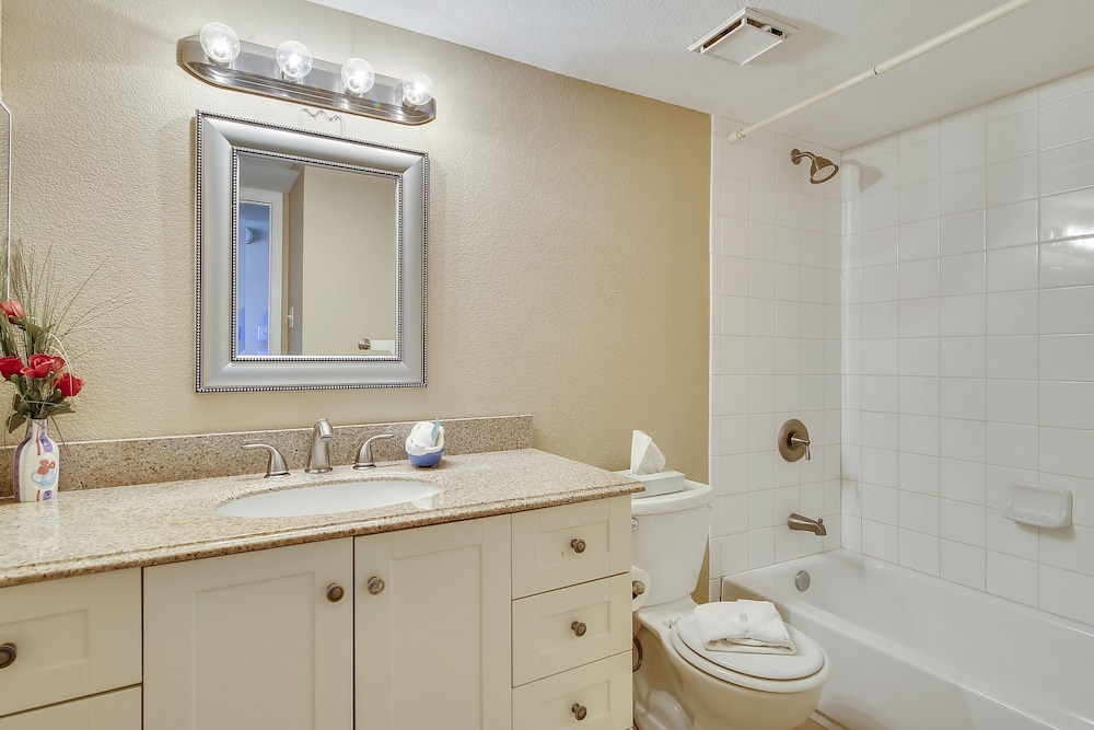 Seascape 1203 - 1 Br Condo