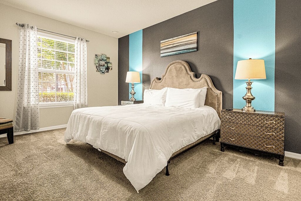 9BR Luxury Vacation Villa near Disney