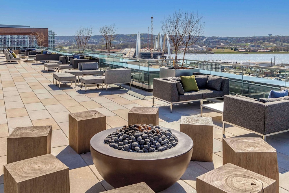 Cambria Hotel Washington D.C. Navy Yard Riverfront — Washington