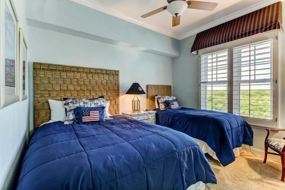 61-ocean-place view 2