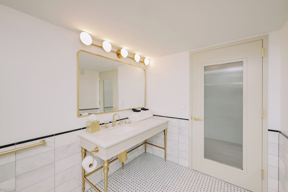 Hotel Heron Old Town Alexandria - Property Image 82