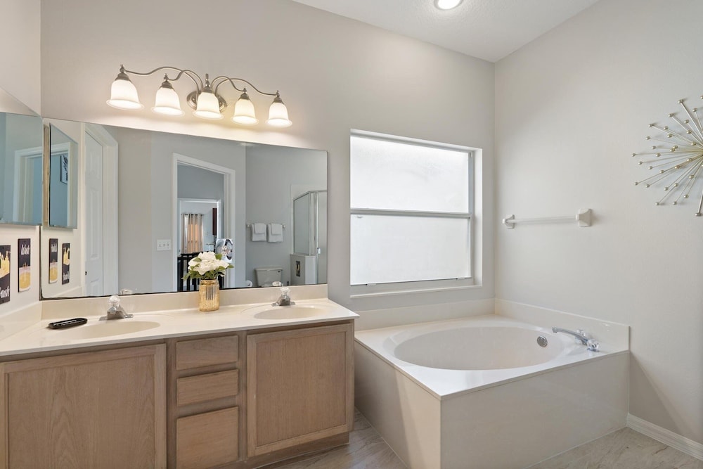 Disney Area 6 Bedroom Vacation Home with Private Pool 6 Home