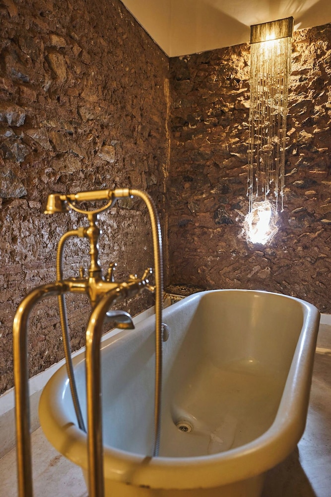 RIAD YLHA