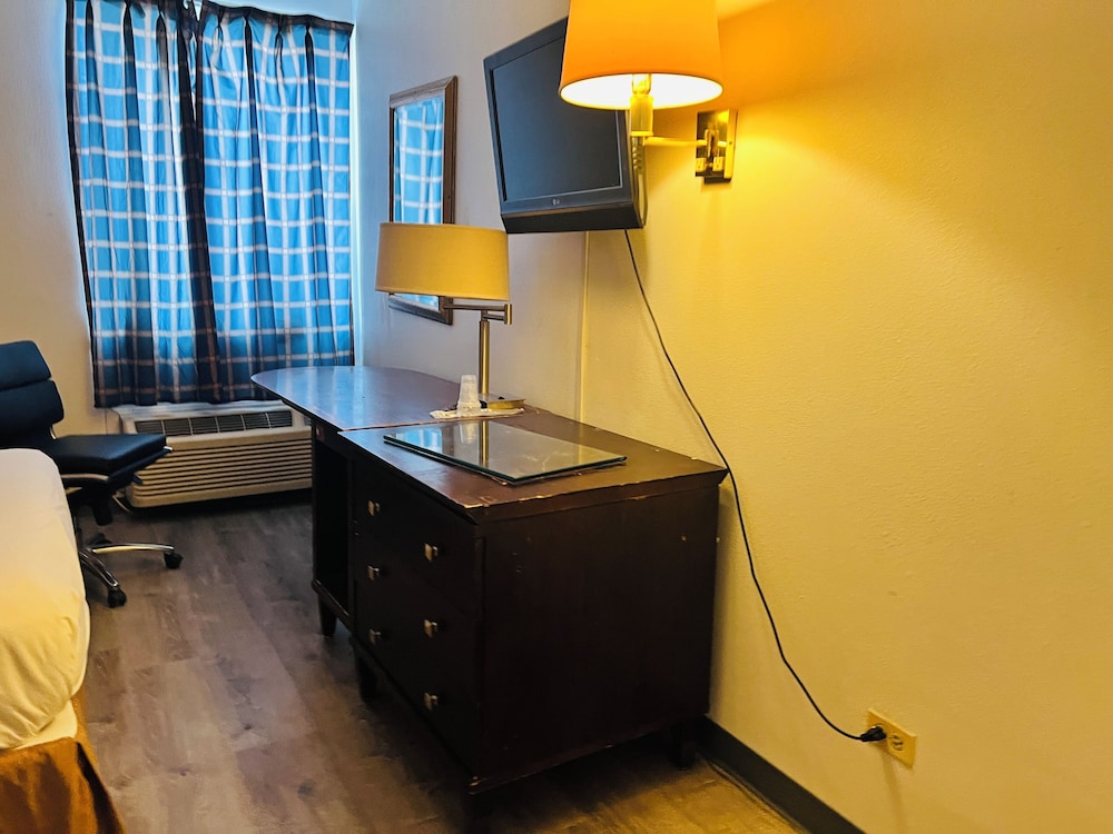 Kings Inn By OYO Calumet Park I-57 - Property Image 36