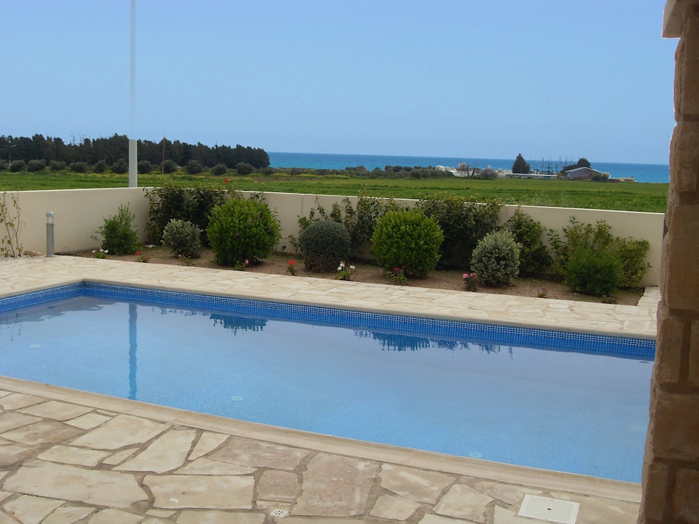 Aphrodite Sands