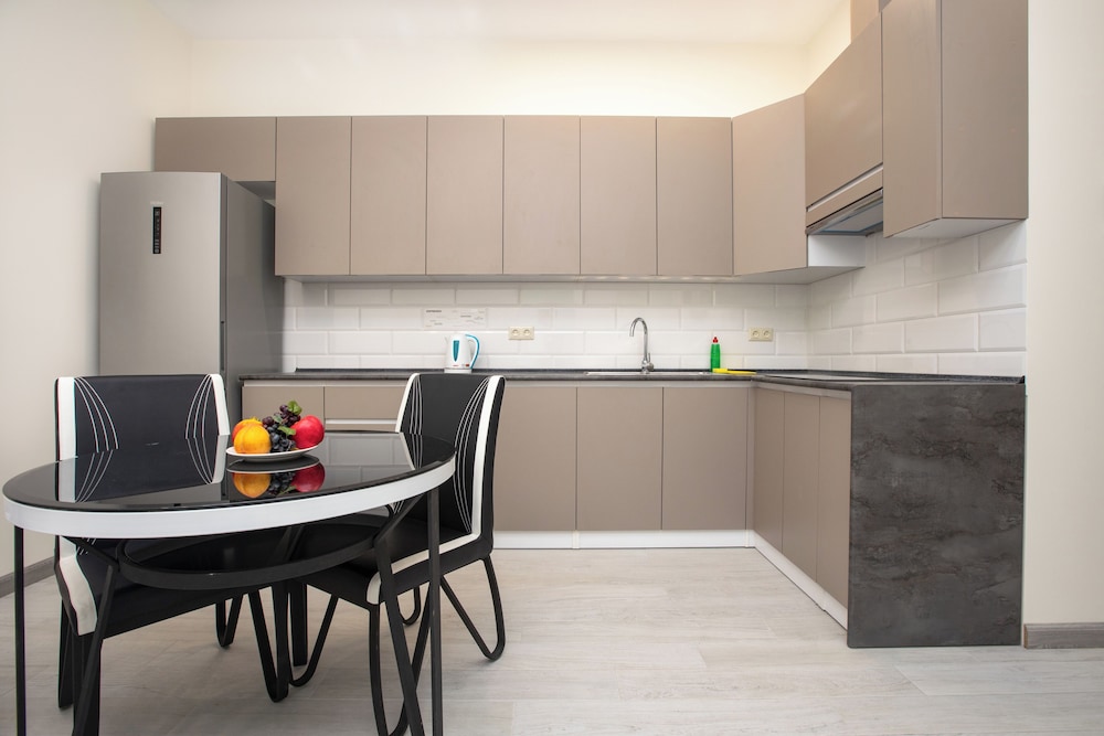 Stay Inn on Yekmalyan St
