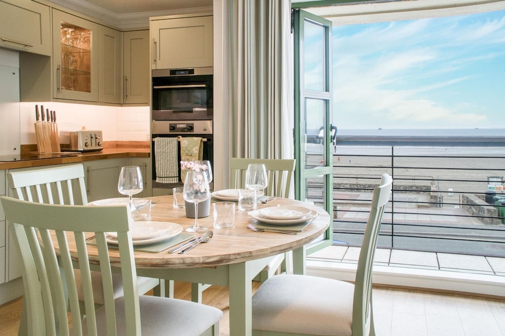 3 St Bride s Bay View - 3 Bedroom - Broad Haven