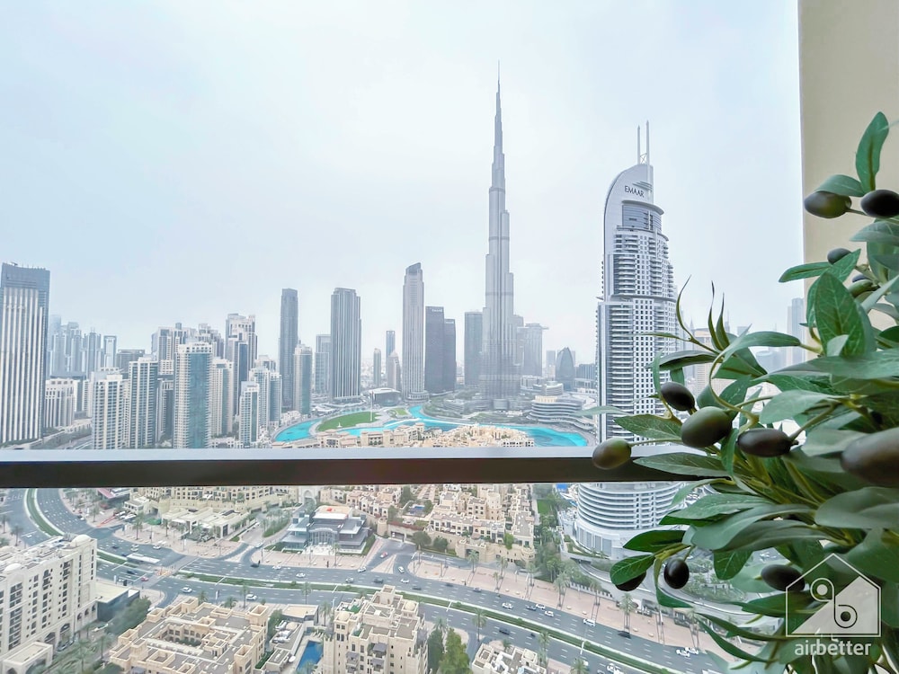 Spacious 3.5 Bedroom Apartment in Burj Royale