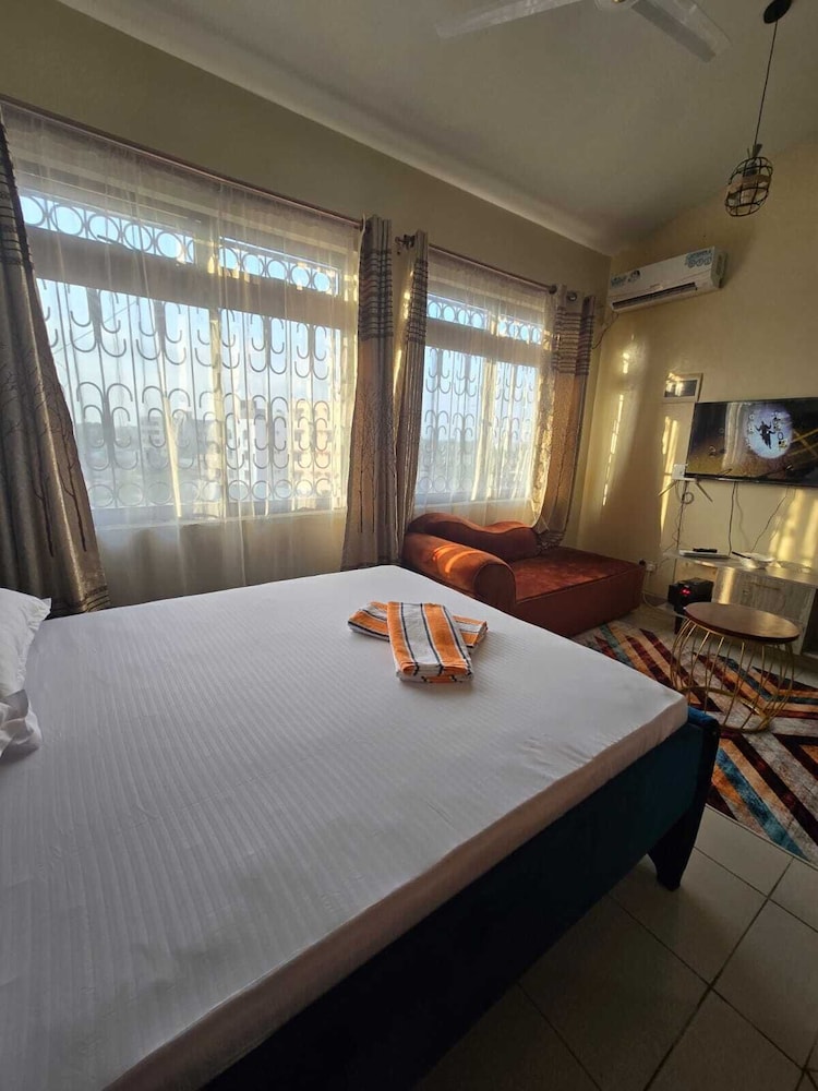 Lux Suites Gish Studios Nyali
