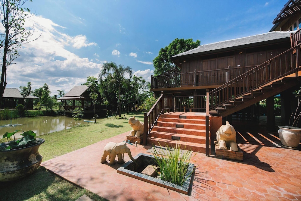 Cyngam Retreat- A Private Pool Villa With Service