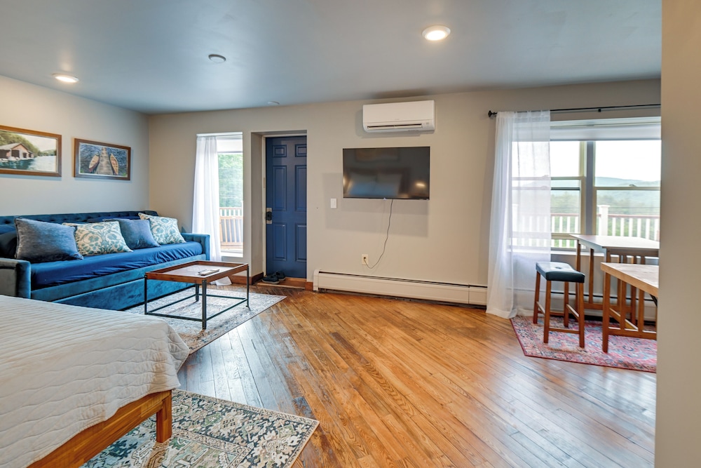 Cozy Meredith Studio Near Lakes & Downtown