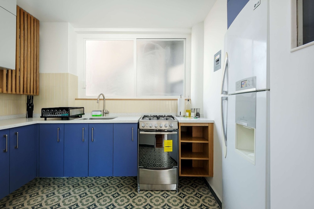 w Lovely 3BR w Fantastic Balcony in Condesa