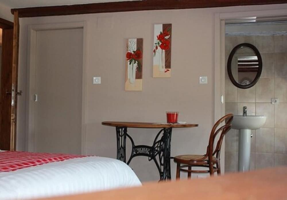 Photo 9