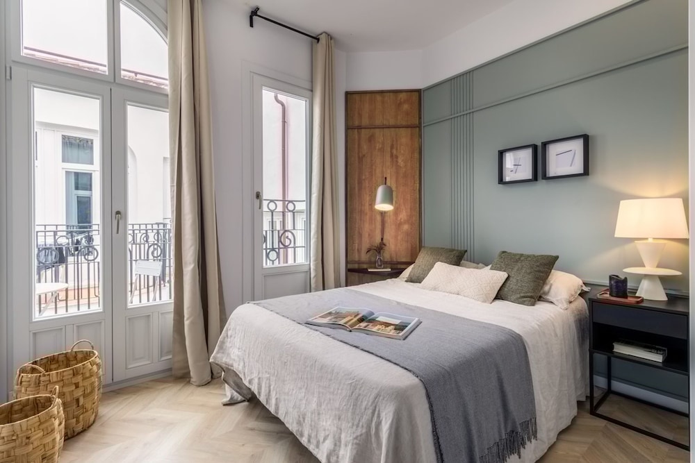 Ziggy - 3 Bedrooms and Terrace and Balcony in Trafalgar