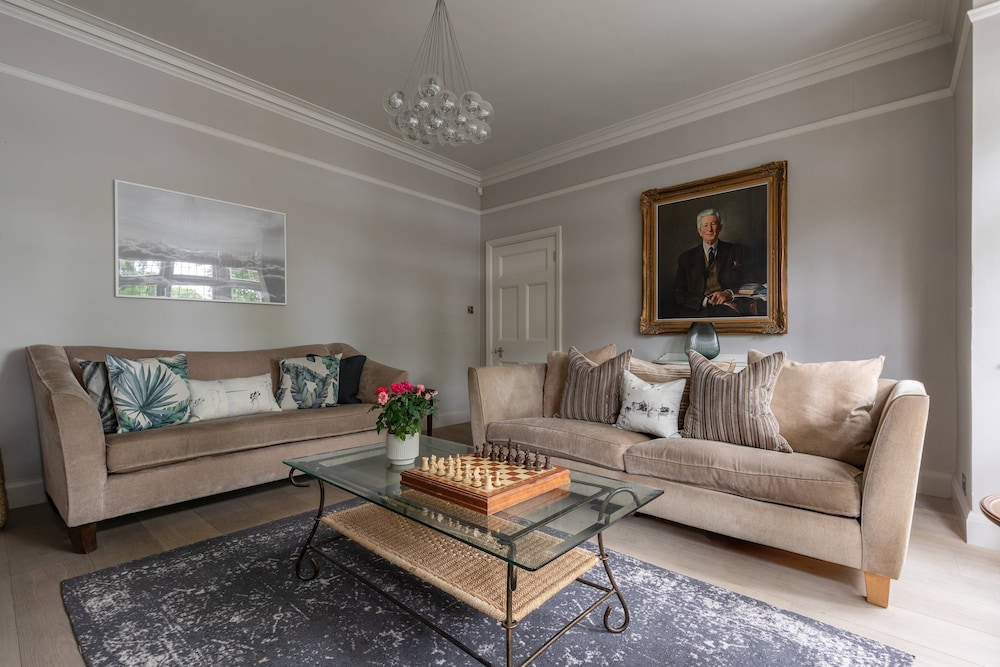 Magdalen Road by Onefinestay