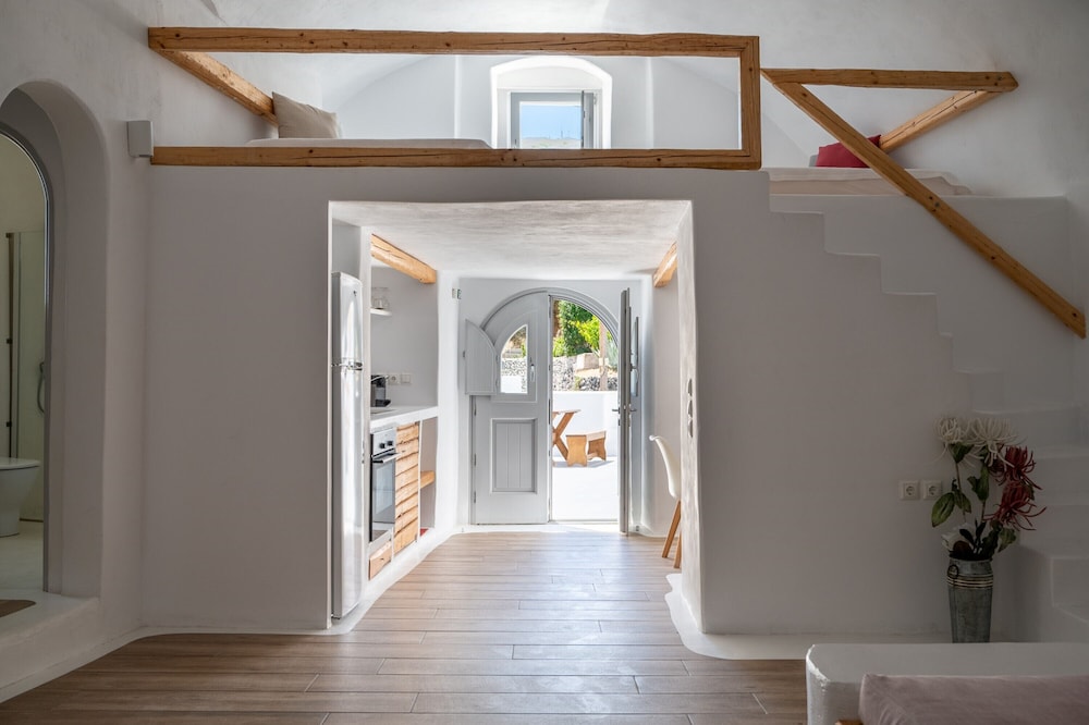 Karpimo Suites
