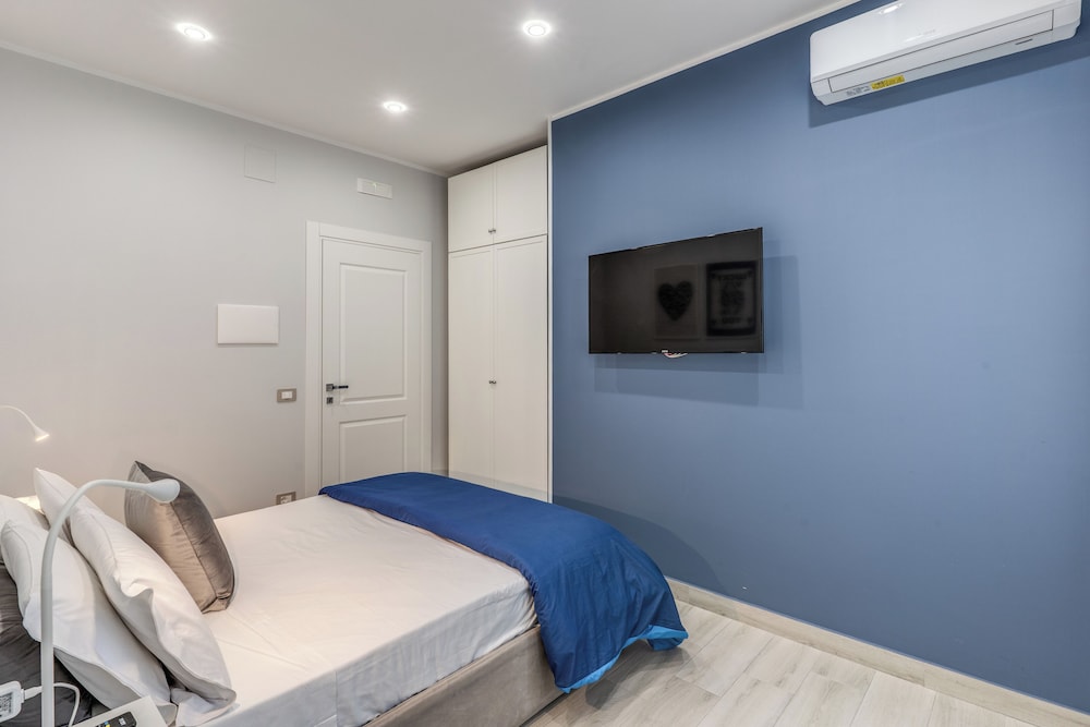 Marmolo Room
