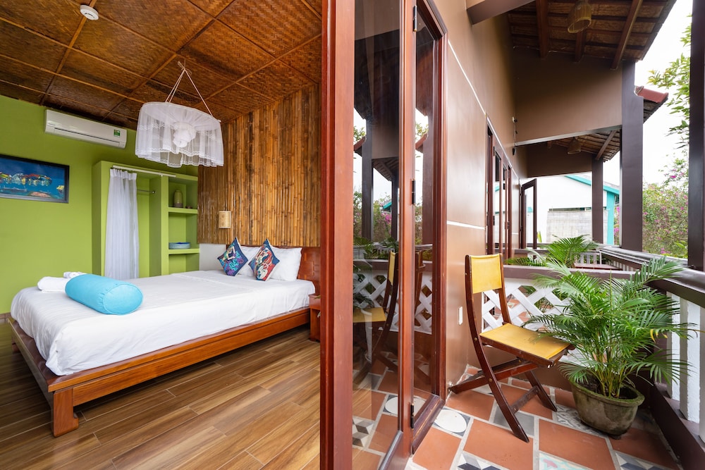 An Bang Gold Coast Villa