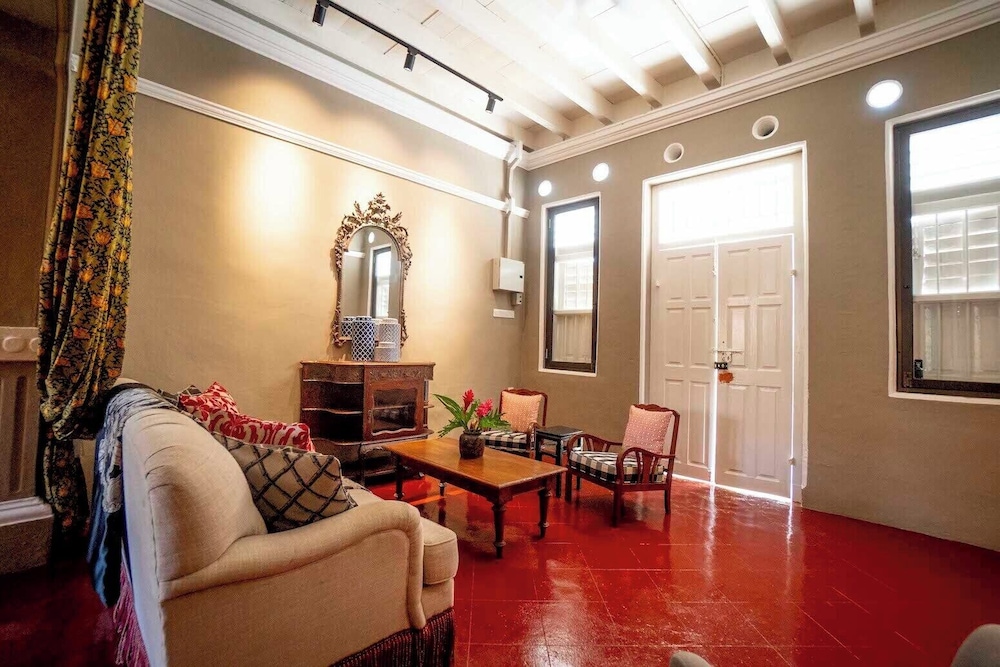 Argus Residence
