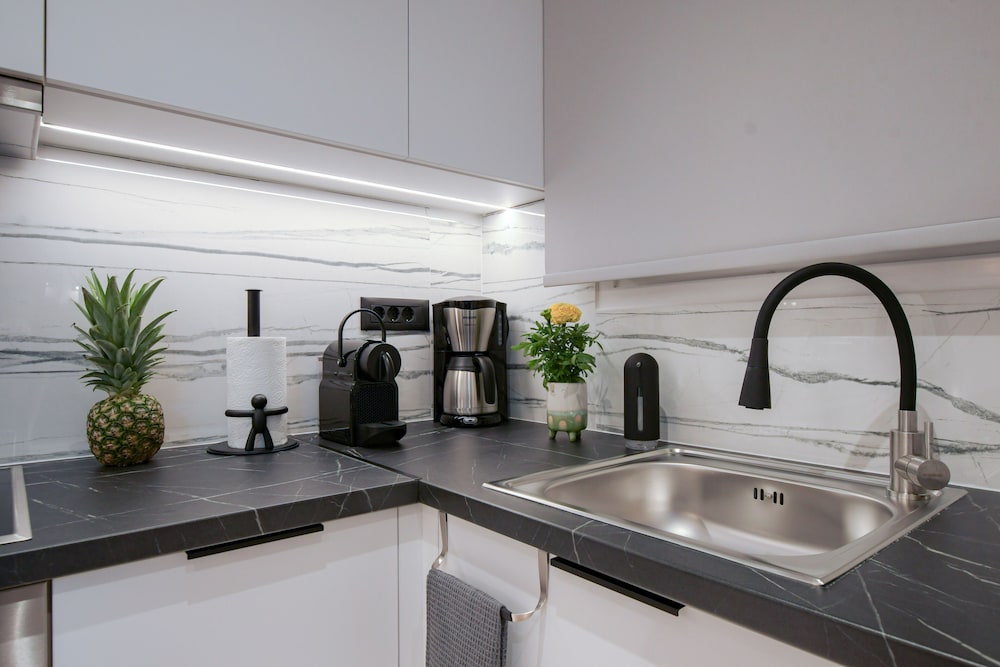 ElegantLuxurySuite