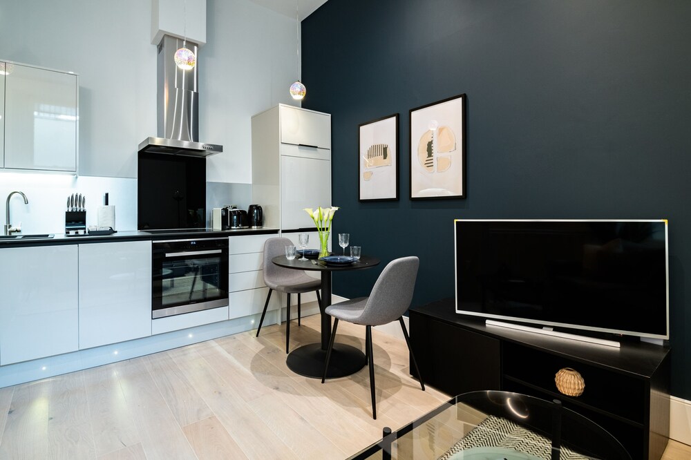 South Kensington Apartments