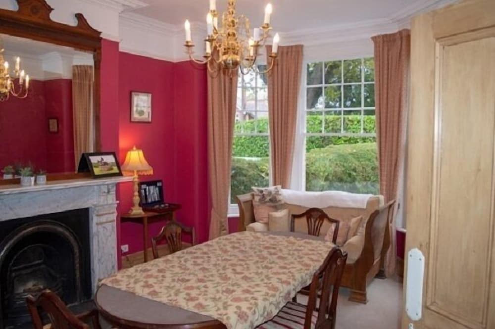 Newton Abbot Vacations - Oaklands Bed  Breakfast - BB - Property Image 6